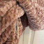 EXPRESS Super Soft Chenille Knit Long Sleeve Chunky V-neck Sweater Small Photo 8