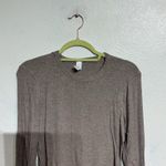 Yogalicious  Tan Long Sleeve Top Sz M Photo 2