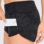 CRZ Yoga Camo Shorts Photo 0