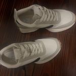 DV by Dolce Vit Dolce Vita Sneakers Photo 1