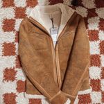 Pacific&Co Comstock & Coat Photo 0