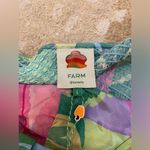 Farm Rio  NWT Beach Vibe Multicolor Top blue pink green ruffle women’s size L Photo 7