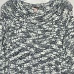 Forever 21  Sweater‎ Photo 1