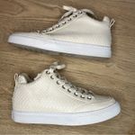 J Slides Lessa Cut Sneaker Embossed Leather Cream Women’s Size 8 Photo 7