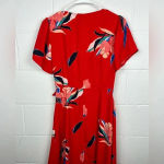 A New Day 🌺🌹🌸  Beautiful Bright‎ Red Floral Wrap Dress Size XS Photo 6