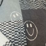 Le lis Gray Blue Checkered Smiley Pattern Sweater Photo 2