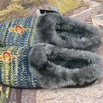 Nba  foco cavaliers women's slippers size XL Photo 2