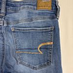 American Eagle  Ne(x)t Level Stretch Mid Rise Jegging Womens 6 Medium Blue Wash Photo 4