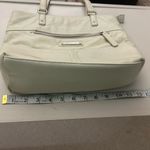 Stone Mountain Accessories Cream Shoulder Bag Photo 8