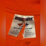 Jerzees EUC  Vintage 2002 Orange and Yellow Gift Giving Bear Graphic Tee size s Photo 3