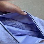 Lululemon Fast Track Bag 2.0 9L - Lavender Frost Photo 9