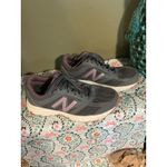 New Balance  Response 1.0 Sz 7 Photo 2