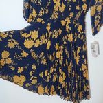 Nanette Lepore Navy and Gold Floral Dress NWT Sz 14 Pleated Wedding Guest Dress Photo 5