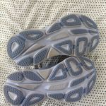 Hoka  Bondi 8 Photo 6