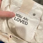 AMO White Twist Sea Salt Raw Hem Distressed Slim Fit Jeans Mid Rise Womens 23 Photo 4