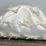 Sincerely Jules I Pearl Bow Clutch w/ Crossbody ✨ White Photo 0