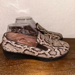 FitFlop  Superskate Snakeskin Print Slip On Loafer Shoes Size 6.5  Photo 2
