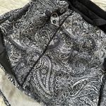 Lululemon  Hotty Hot Shorts Paisley Black White Photo 7