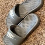 Nike Slides Photo 0