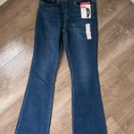 Levi Strauss & CO. Signature by Levi Strauss NEW Mid-rise Bootcut jean Simply Stretch Women’s sz 6M Photo 0