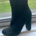 rose embroidered heeled booties Black Size 7 Photo 2
