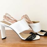 Katy Perry heel sandals Photo 2