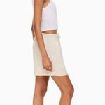 Aritzia Omnia Linen Short Photo 3