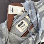 Tailgate Brooklyn Nets Soft Gray Camo Hooded Sweater Size S Photo 1