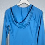 Title Nine  Women S Blue Sunbuster Hooded Jacket UPF 50 Zip Pockets Lightweight Photo 7