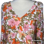 Mittoshop  medium women's white floral v neck top with zipper back elastic sleeve Photo 1