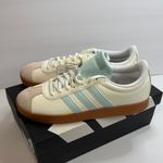 Adidas Women's Sneakers in Cream and Light Blue Photo 4