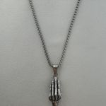 Praying Hands Pendant Necklace for Men Women Streetwear Hip Hop Unisex Style Silver Photo 1