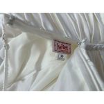 Beautiful Strapless Fit & Flare Wedding Dress + Veil Size XS White Photo 8