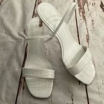 ZARA ALLIGATOR EMBOSSED WHITE STRAPPY HEELED SANDALS Photo 0