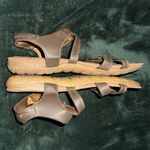 Khombu Comfort Brown Adjustable Strap Sandals Women’s Size 8 Photo 5