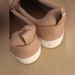 Halogen women beige leather platform Blakely sneakers US 9 Photo 6