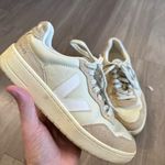 VEJA  Cream Leather & Suede Low-Top Sneakers – Size 7 Photo 1