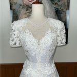 Gloria Vanderbilt Stunning Vintage 90s  Lace Cutout Wedding Gown! Photo 3