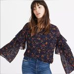 Madewell Ruffle-Sleeve Top Blouse in Climbing Vine Navy Blue Floral Size Medium Photo 1