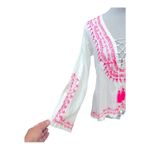 Vintage Havana WHITE AND NEON PINK EMBROIDERED GYPSY
TUNIC TOP size M Photo 4