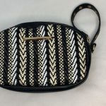 ALDO black basket weave mini wristlet bag Photo 5