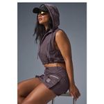 Alo Yoga Crinkle Surplus Mini Skirt Raisinette XS Photo 3