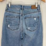 American Eagle  Womens Mom Straight Jeans Distressed Light Wash Blue Size 2 Reg‎ Photo 4