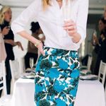J. Crew Floral Print Vibrant Blue Green
Pencil Skirt size 0 Photo 2