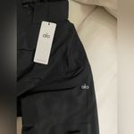 Alo Yoga  NWT Socialite Shacket Jacket in Black Oversized Fit with Pockets Size S Photo 5
