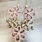 kim rogers NWT Gold Tone Pink Flower Necklace Photo 12
