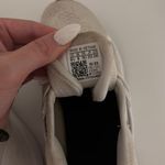 Adidas  Women’s Shoes Photo 3