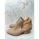 Lucky Brand  Boots Womens Size 8.5 Tan Leather Block‎ Heel Pull On Style Photo 2