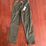 NWT Curve Appeal Utilitarian Army Green Cargo Straight Leg Pants Size 2 NEW Photo 1