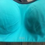 Victoria's Secret Victoria’s Secret VSX SPORT adjustable cross back sports bra 36B pastel green Photo 39